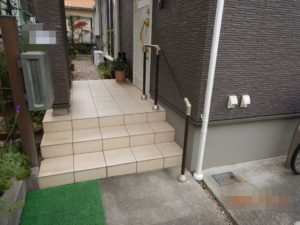 玄関アプローチ手摺