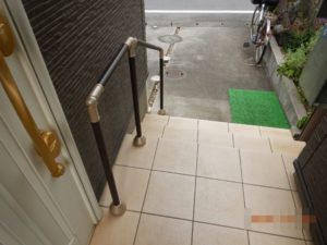 玄関アプローチ階段手摺