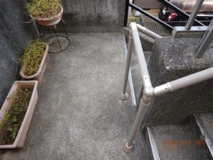 玄関アプローチ階段手摺